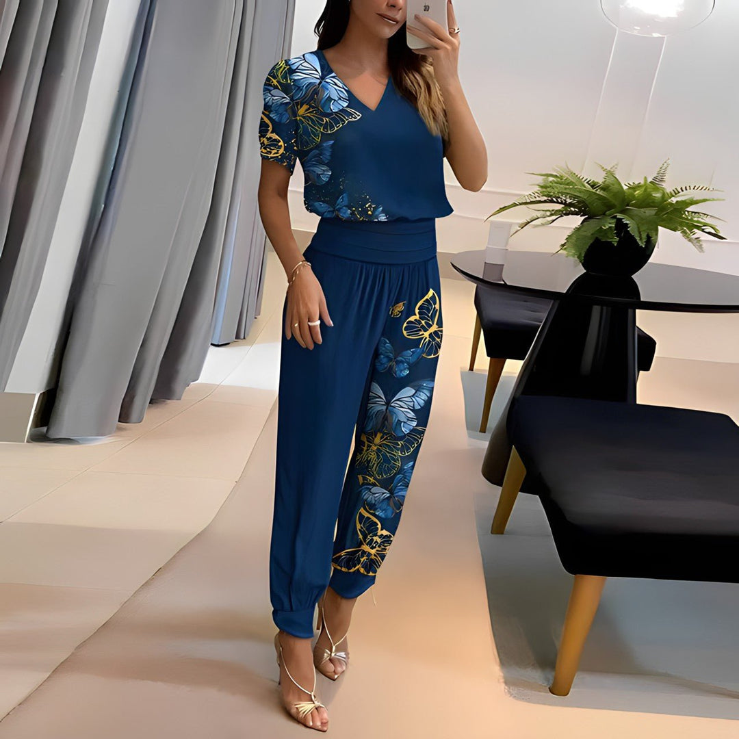 Women's Blouse and Pants Set - Versatile for Any Occasion