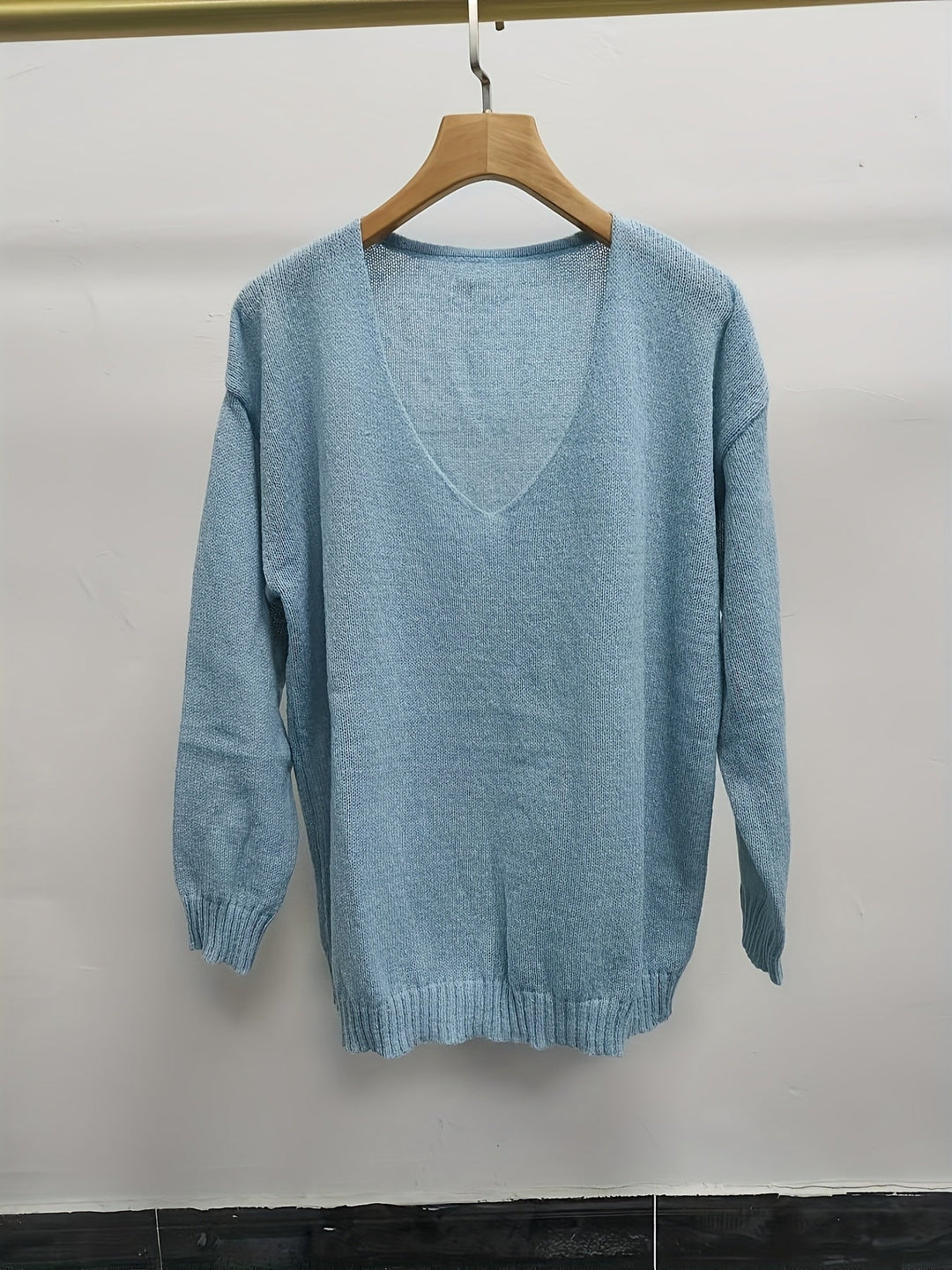 Women's Plush V-Neck Sweater - Cozy Everyday Comfort