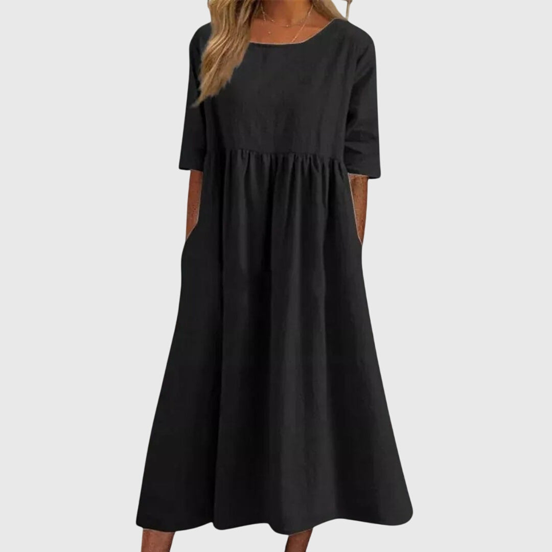Women's Elegant Short-Sleeved Dress - Timeless & Effortless