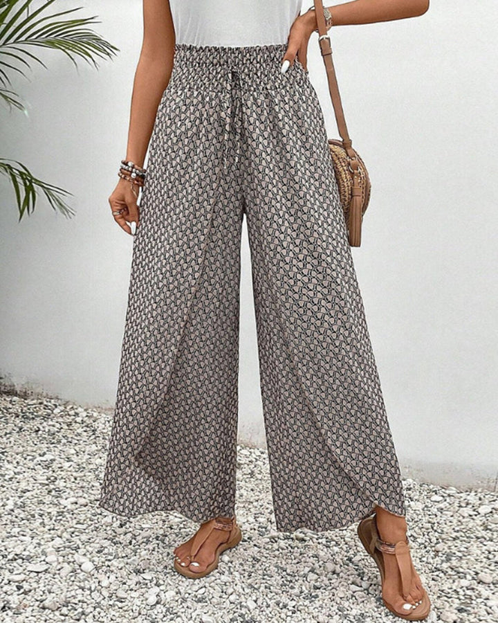 Women's Geometric Print Wide-Leg Trousers - Bold & Comfortable