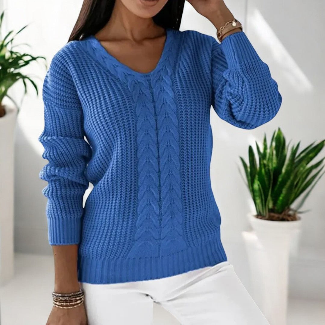 Women's Knitted Sweater - Cozy Cable Knit for Everyday Elegance