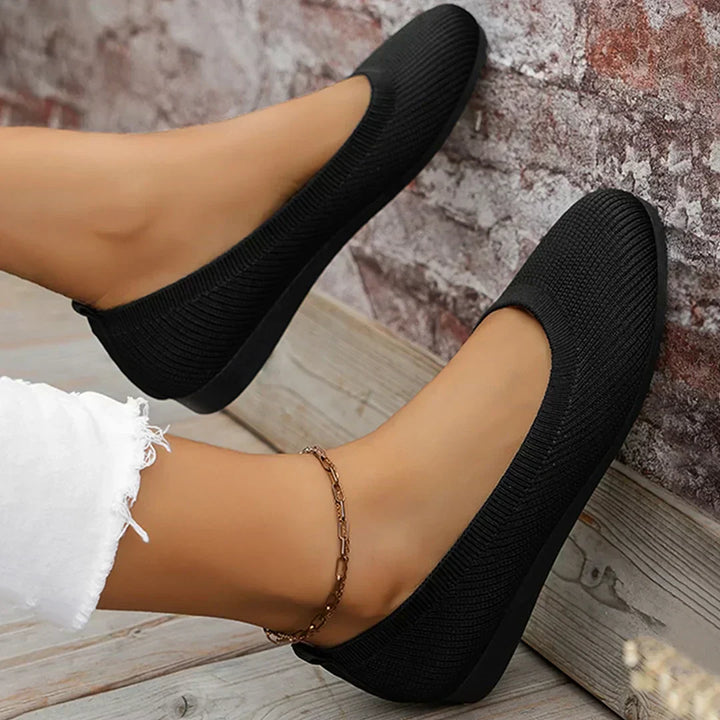 Women's Comfy Knit Ballet Flats - Everyday Elegance