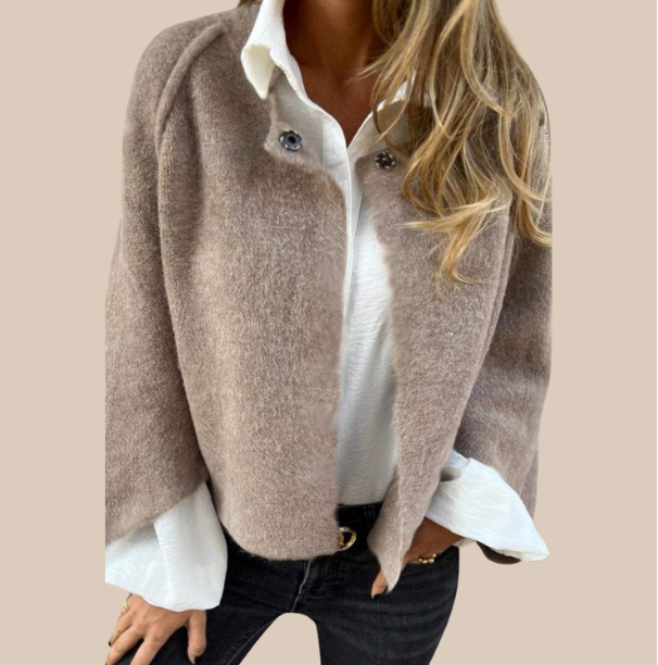 Women's Wool Coat - Classic Single-Breasted Elegance