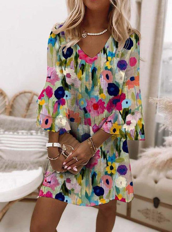 Women's Floral V-Neck Mini Dress - Effortless Everyday Style