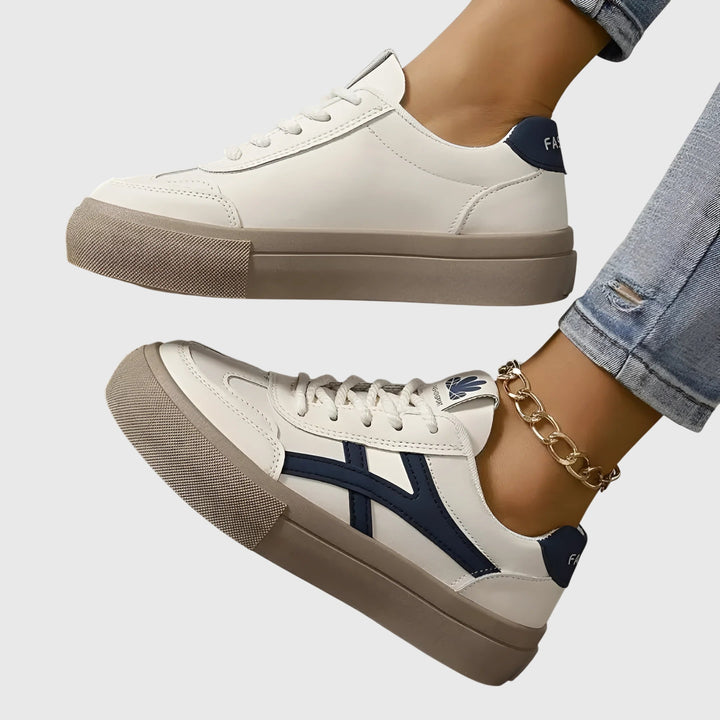 Women's Street Chic Sneakers - Everyday Style and Comfort