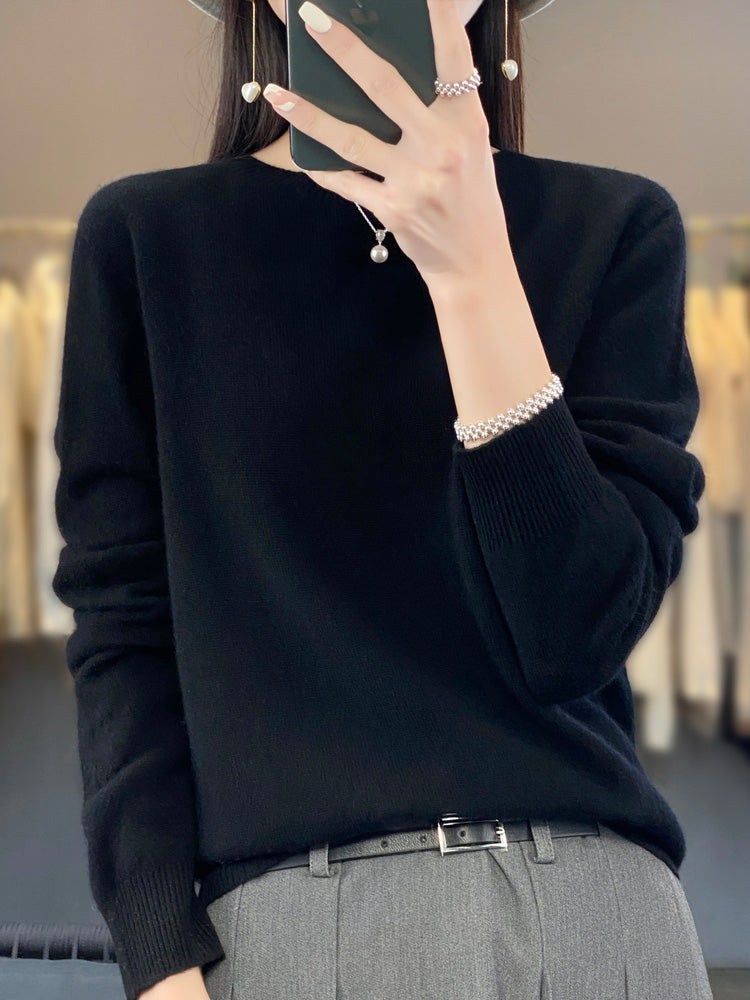 Women's Cozy Sweater - Soft Relaxed Fit for Everyday