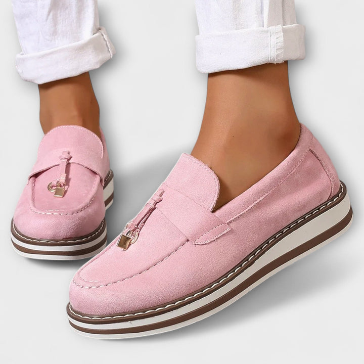 Women's Round Toe Everyday Boots - Designed for Daily Wear