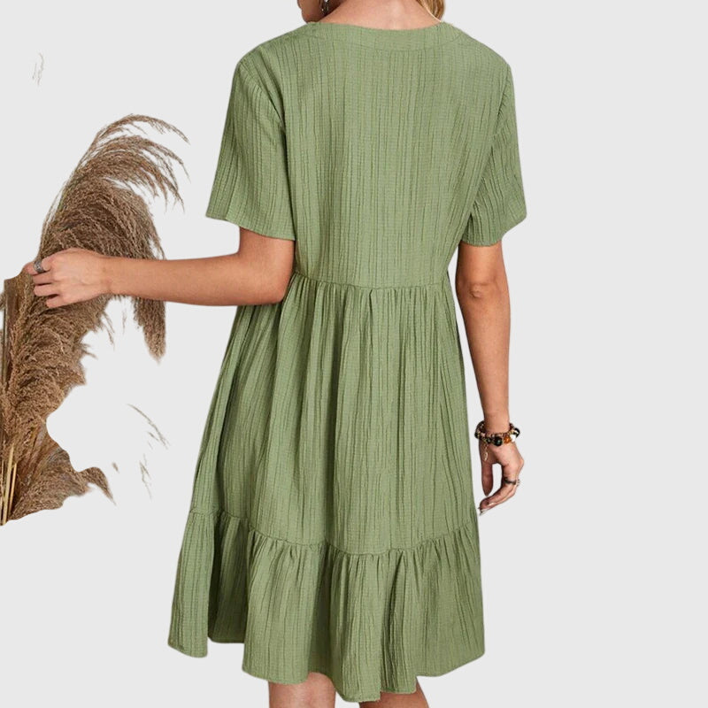 Women's Elegant Flattering Dress - Day to Night Chic