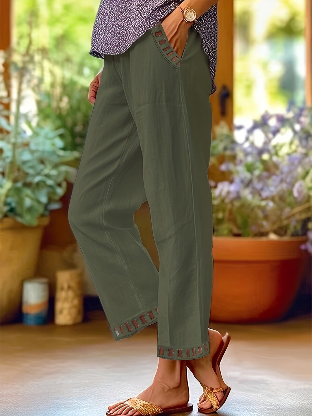 Women's Relaxed Contrast Trim Cropped Pants - Breezy Spring Style