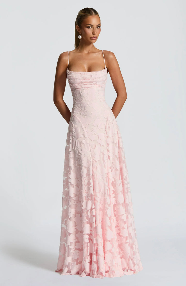 Women's Elegant Maxi Dress – Figure-Flattering and Versatile