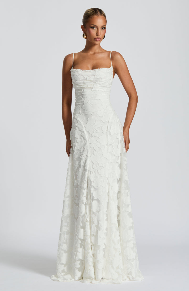 Women's Elegant Maxi Dress – Figure-Flattering and Versatile