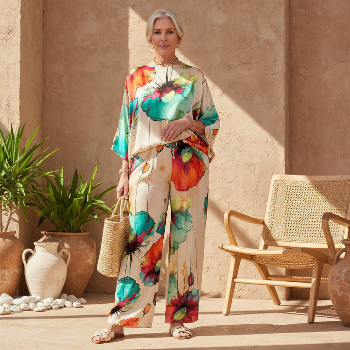 Women's Printed Two-Piece Set - Effortless Statement Style