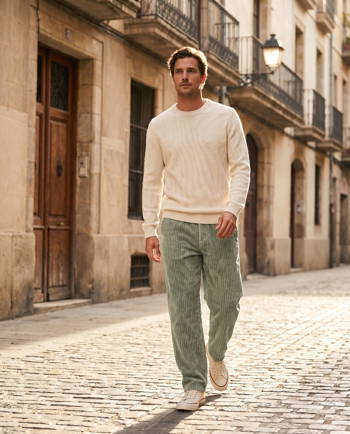 Monaco corduroy trousers in light green, street