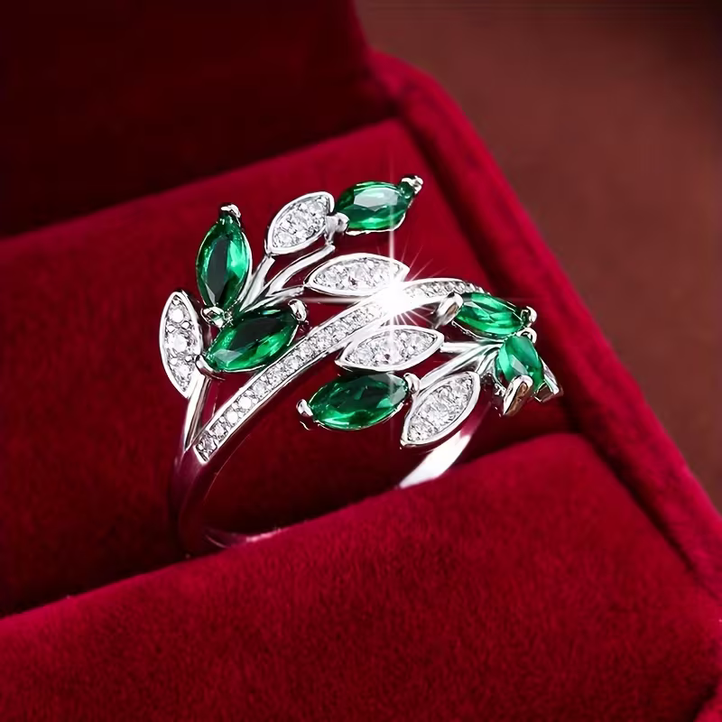 Women's Gold-Plated Emerald Green Zirconia Ring - Olive Garden