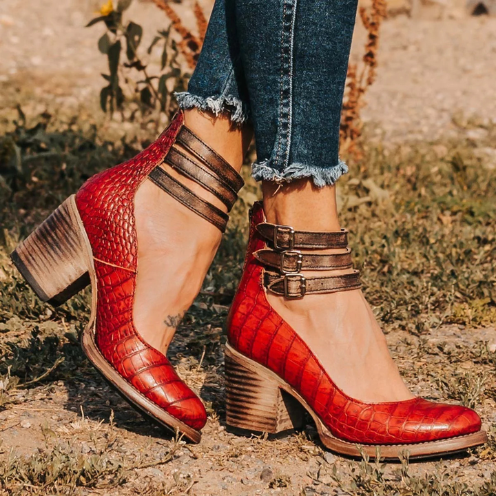 Women's Vintage Buckle-Strap Block Heels - Retro Charm & Comfort
