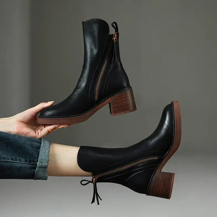 Women's Vallin Leather Boots - Sleek Everyday Western Style