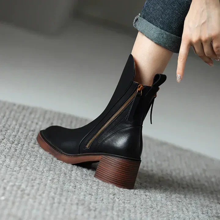 Women's Vallin Leather Boots - Sleek Everyday Western Style