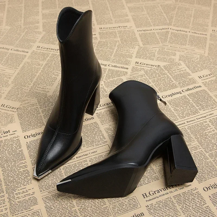 Women's Montrose Chrome Tip Chelsea Boots - Sleek Everyday Style
