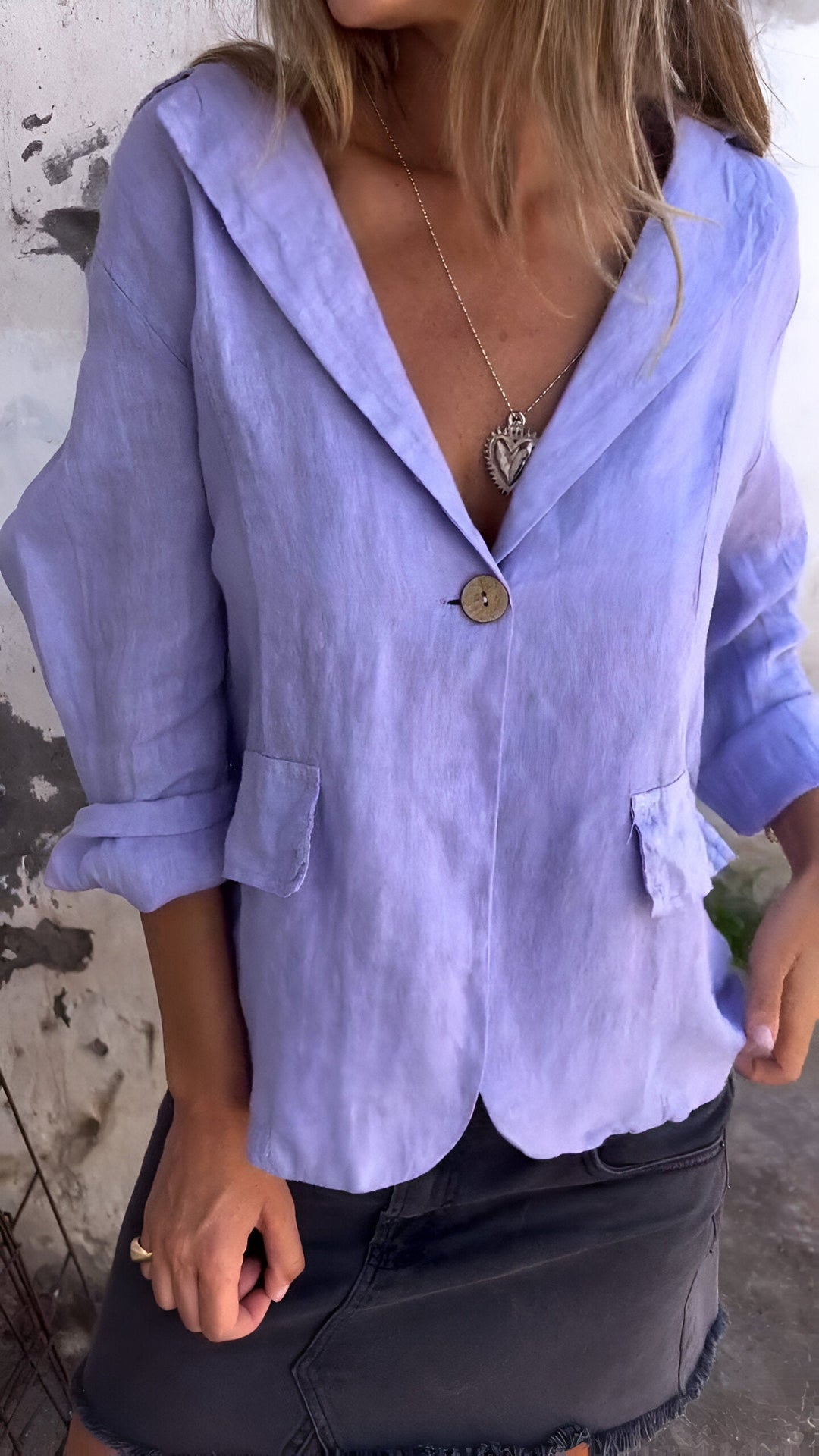 Women's Lightweight Retro-Inspired Blazer - Polished & Comfortable
