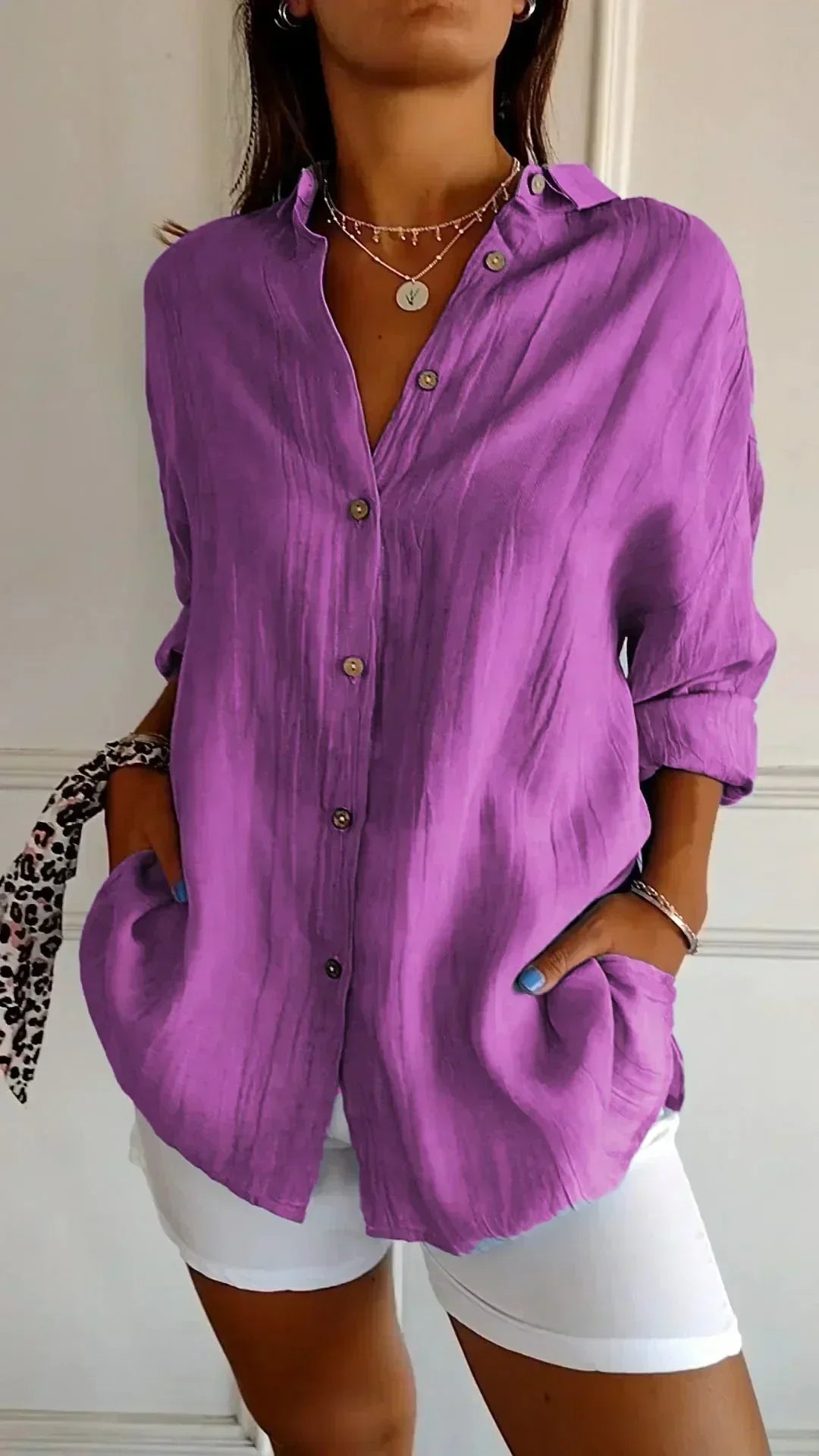 Women's Classic Blouse - Timeless Elegance for Every Day