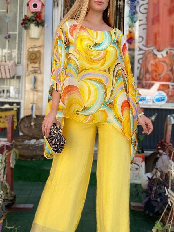 Women's Artistic Swirl Print Two Piece Set - Light & Airy