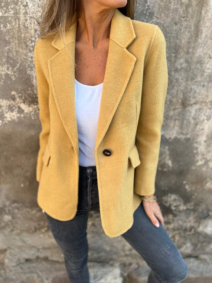 Women's One-Button Blazer - Effortless Style for Day to Night