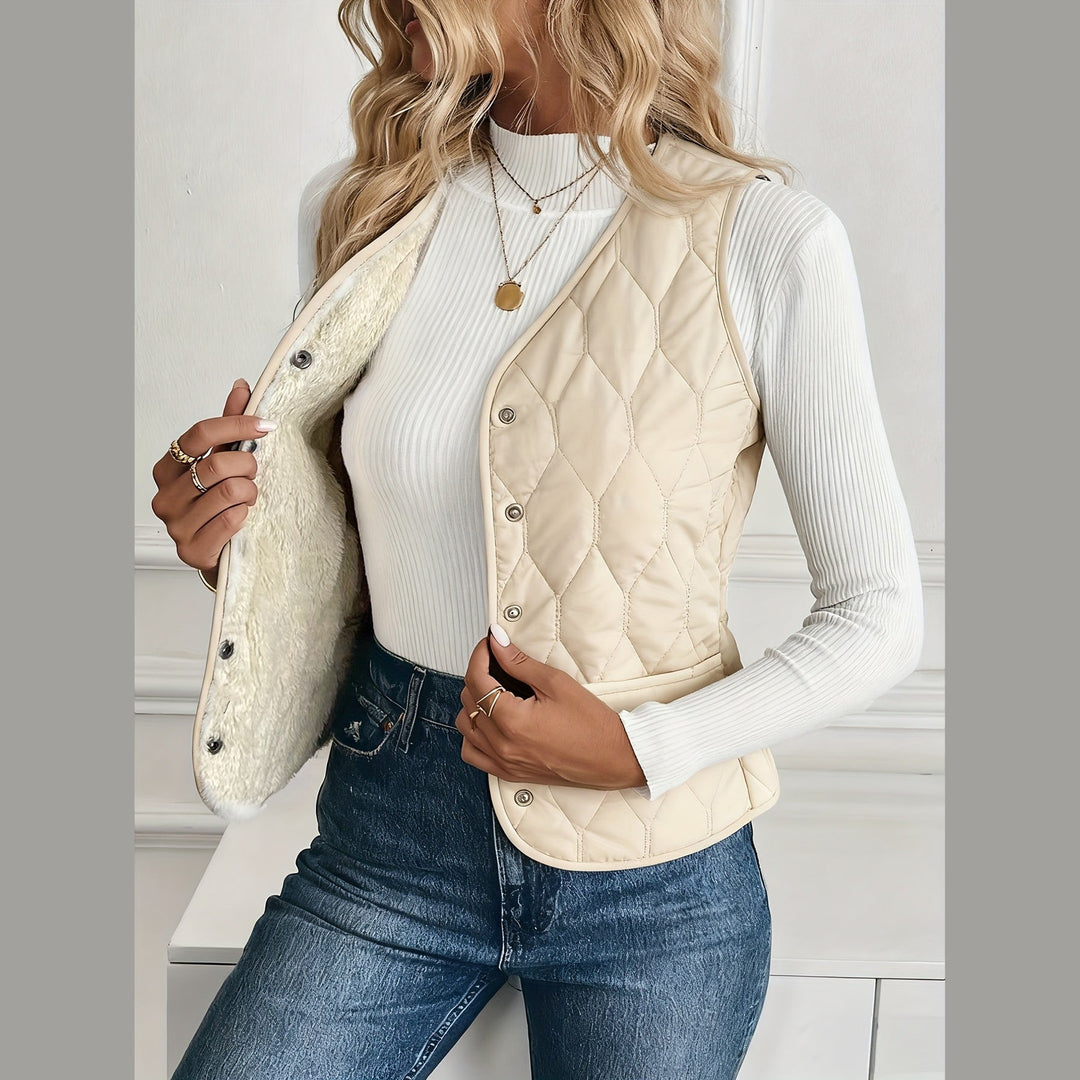Women's Diamond Quilted Gilet – Sherpa-Lined Layering Vest