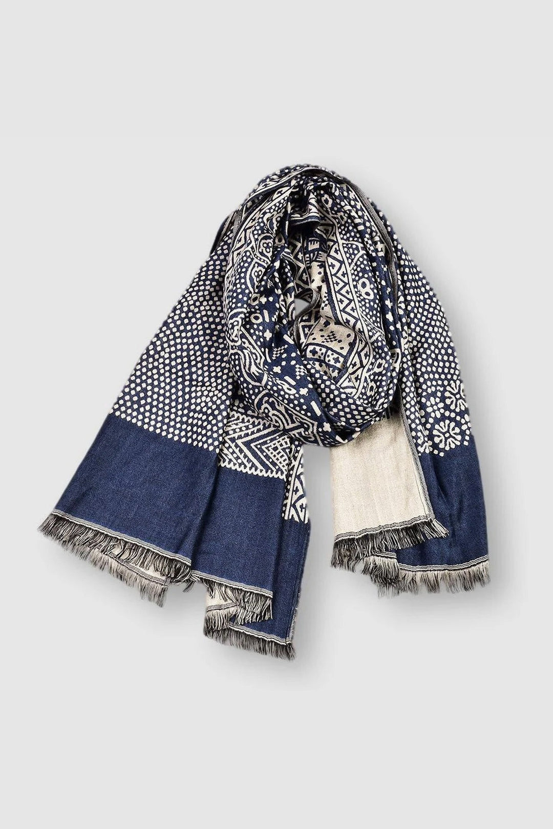 Bellevue Woven Cotton Scarf – Soft Artisan Layering Piece