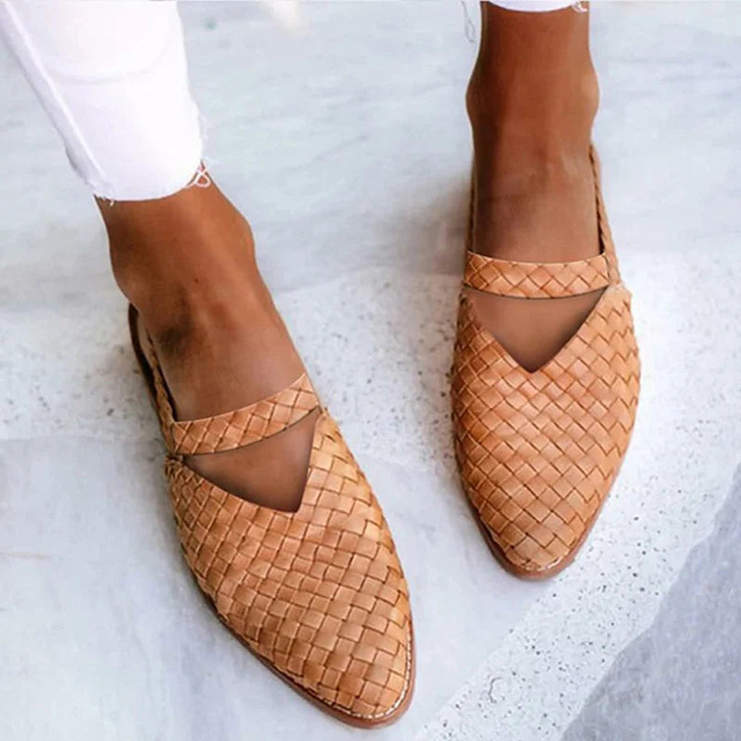 Women's Pointed Toe Ballet Flats – Elegant Everyday Shoes