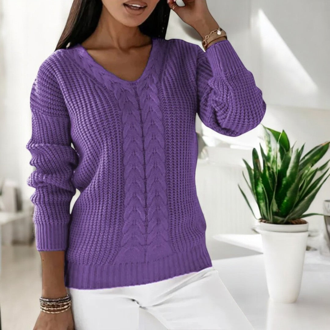 Women's Knitted Sweater - Cozy Cable Knit for Everyday Elegance