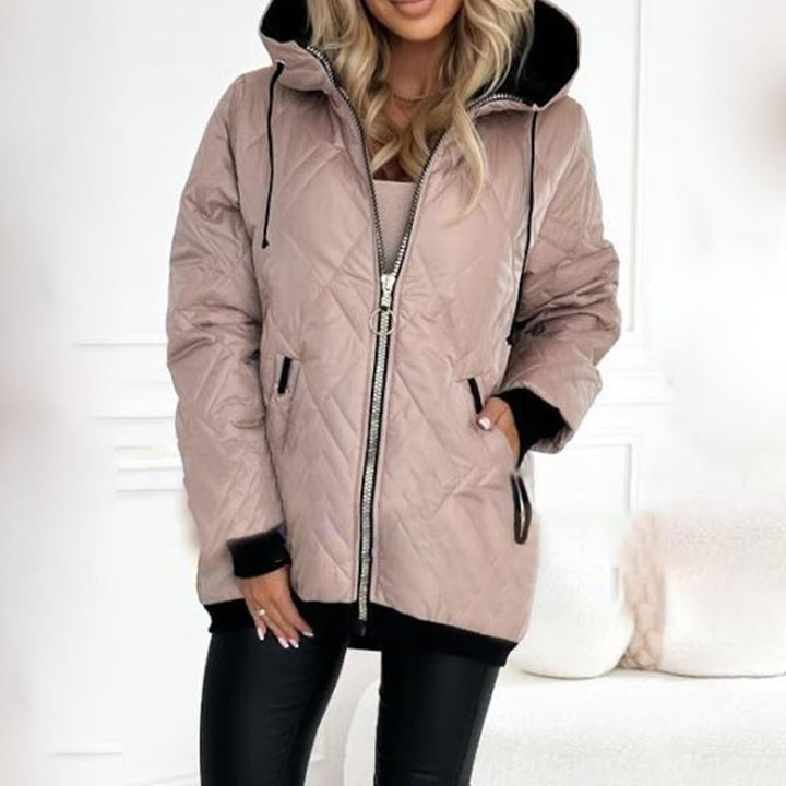 Women's Diamond Quilted Hooded Jacket - Chic Cold-Weather Style