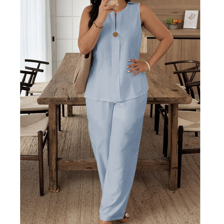 Women's Sleeveless V-Neck Top & Wide-Leg Pant Set - Effortlessly