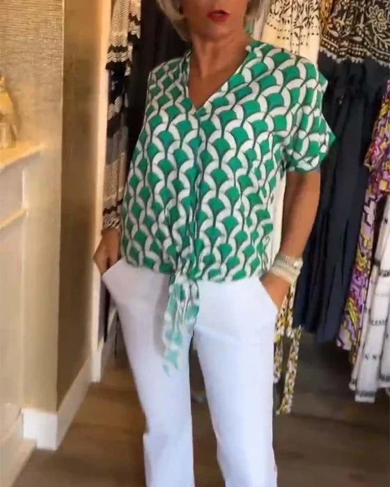 Women's Printed V-Neck Casual Blouse - Everyday Chic