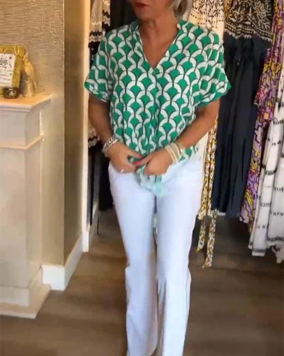 Women's Printed V-Neck Casual Blouse - Everyday Chic