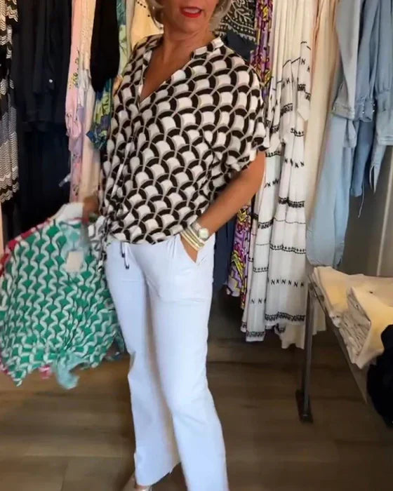 Women's Printed V-Neck Casual Blouse - Everyday Chic